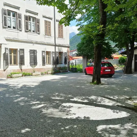 Apartma 2000 Apartment *