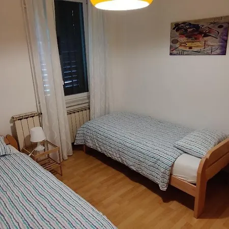 Apartma 2000 * Tolmin